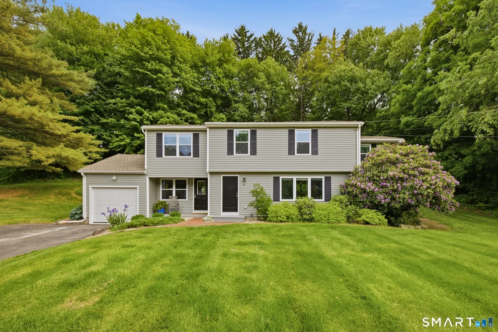 Unit for sale at 42 Kenneth Drive, Vernon, CT 06066
