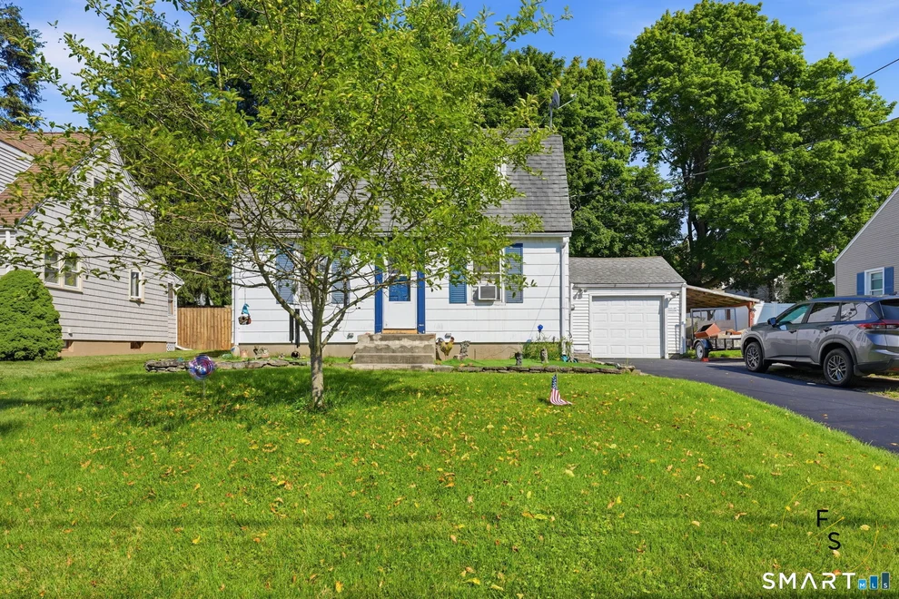 Unit for sale at 46 Baldwin Street, Meriden, CT 06451