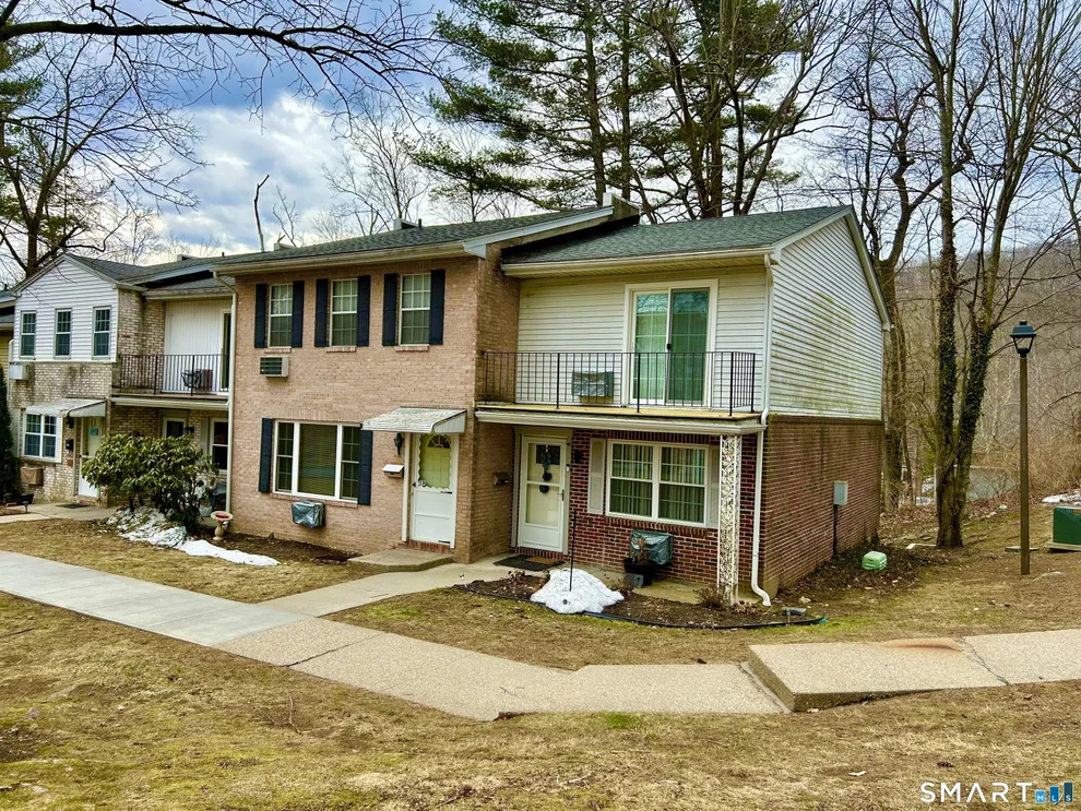 Unit for sale at 19 Surrey Lane, Torrington, CT 06790