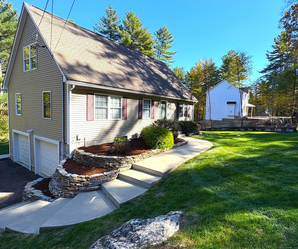 Unit for sale at 3 Webster Road, Ellington, CT 06029