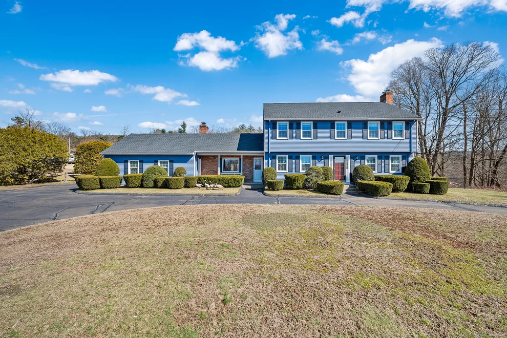 Unit for sale at 15 Olmsted Manor Drive, Somers, CT 06071