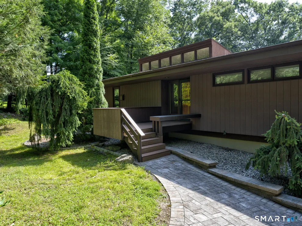 Unit for sale at 15 Brookridge Drive, Avon, CT 06001