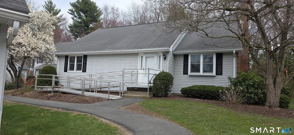 Unit for sale at 96 Oldefield Farms Road, Enfield, CT 06082