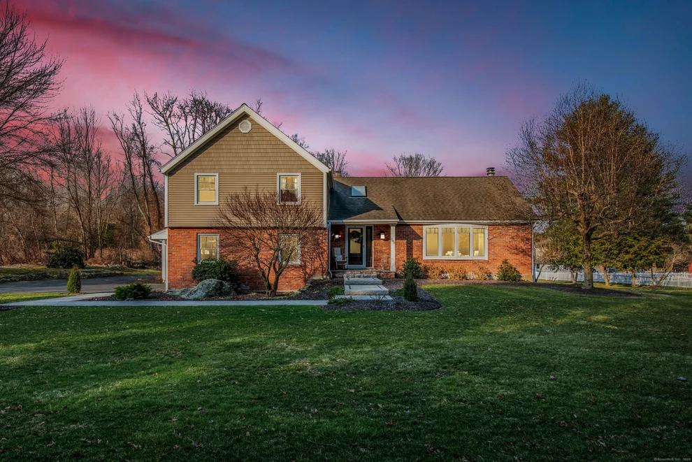Unit for sale at 283 Covey Road, Burlington, CT 06013