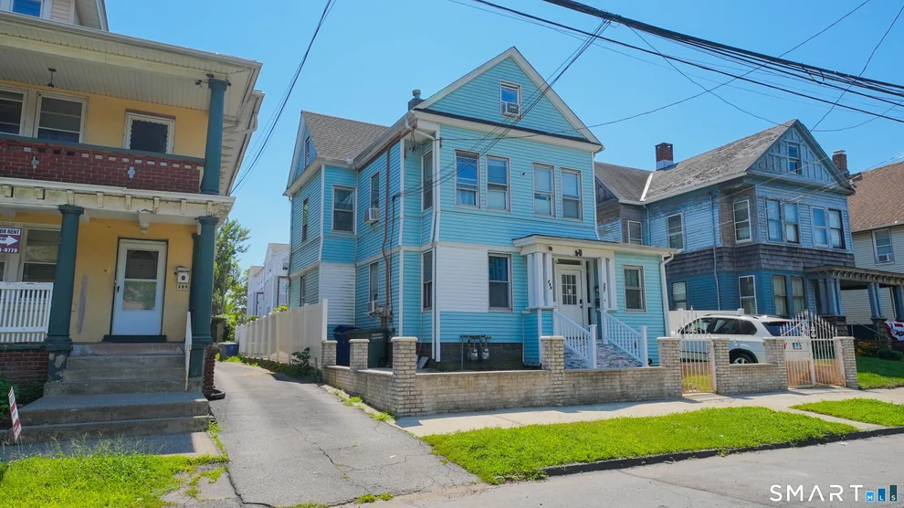 Unit for sale at 297 Laurel Avenue, Bridgeport, CT 06605