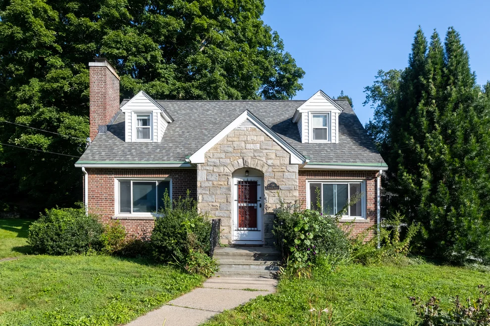 Unit for sale at 54 Overlook Avenue, Waterbury, CT 06708