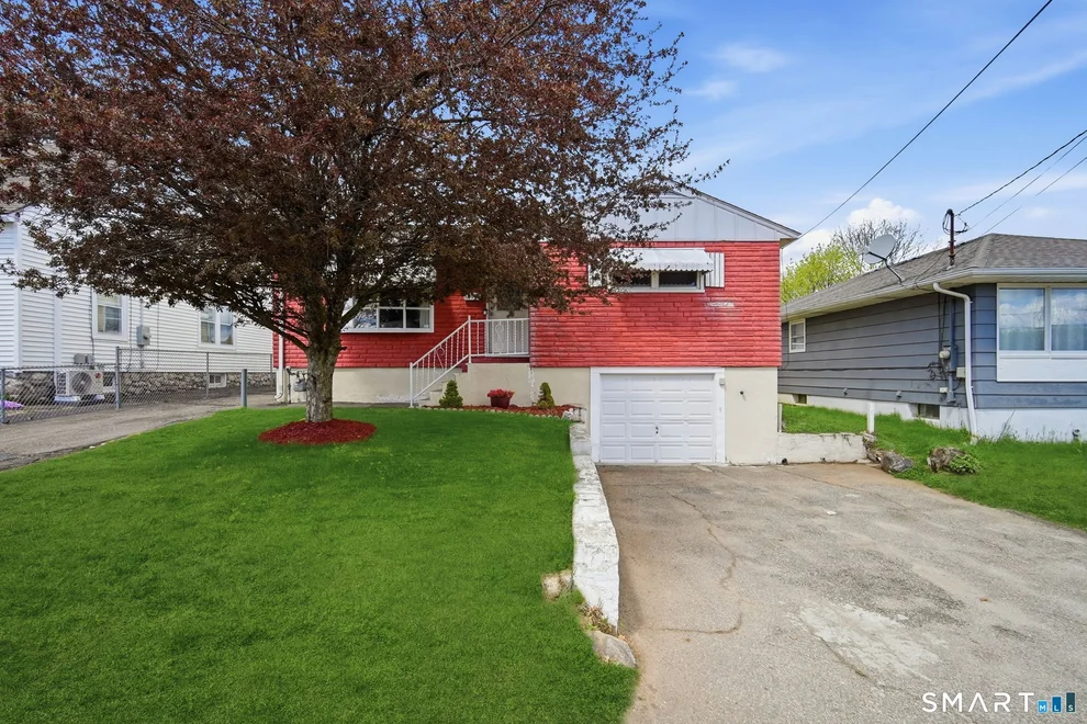 Unit for sale at 736 Congress Avenue, Waterbury, CT 06708