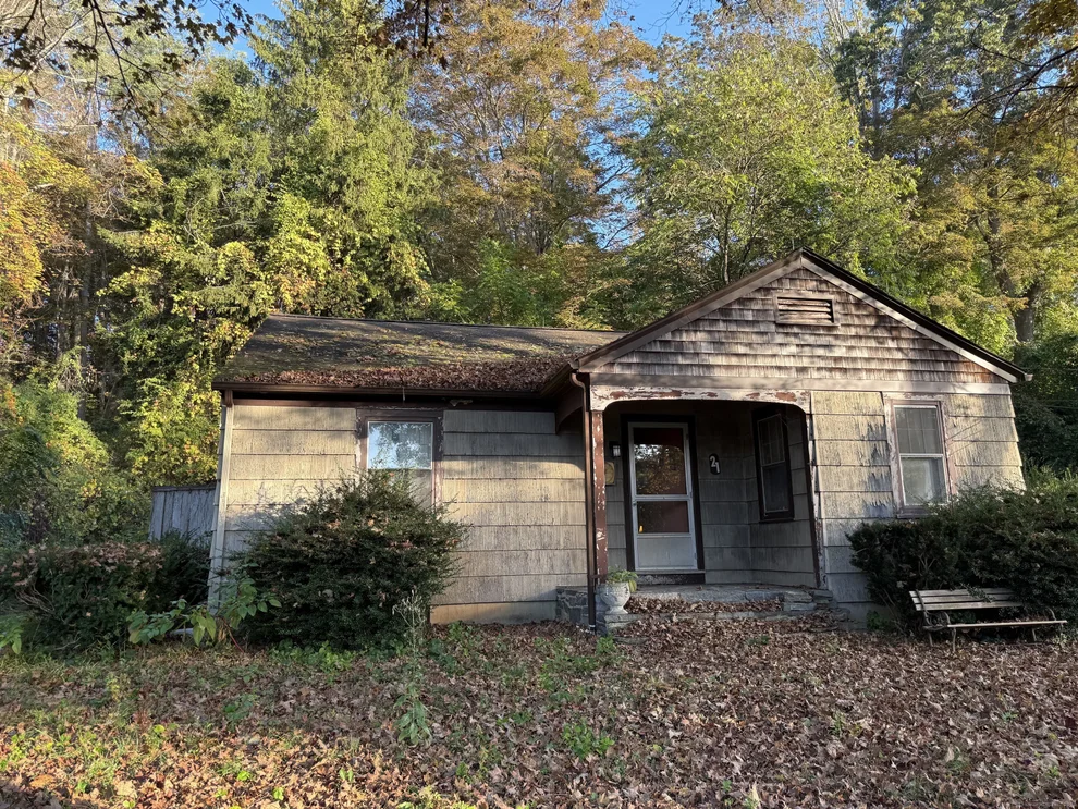 Unit for sale at 21 Liberty Street, Chester, CT 06412