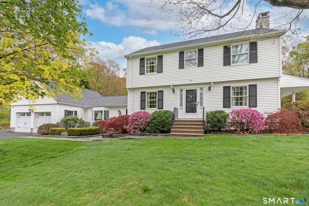 Unit for sale at 15 Central Road, Middlebury, CT 06762