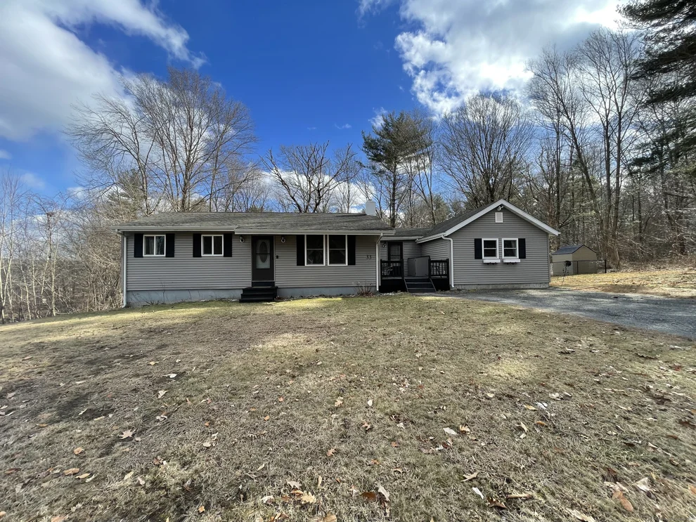 Unit for sale at 33 Blain Road, Thompson, CT 06255