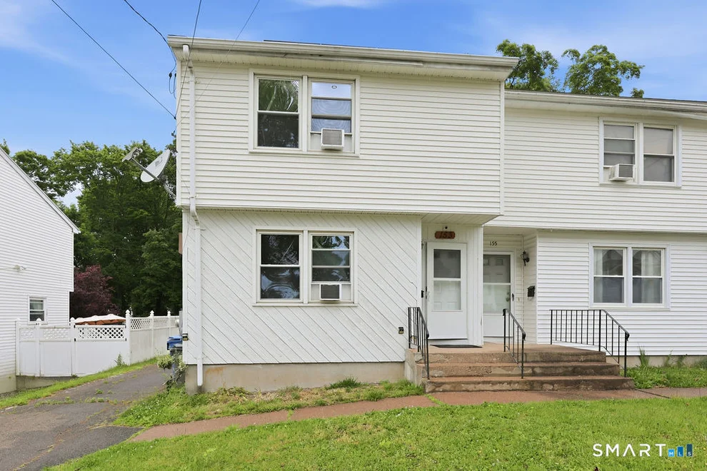 Unit for sale at 153 Maple Street, Manchester, CT 06040
