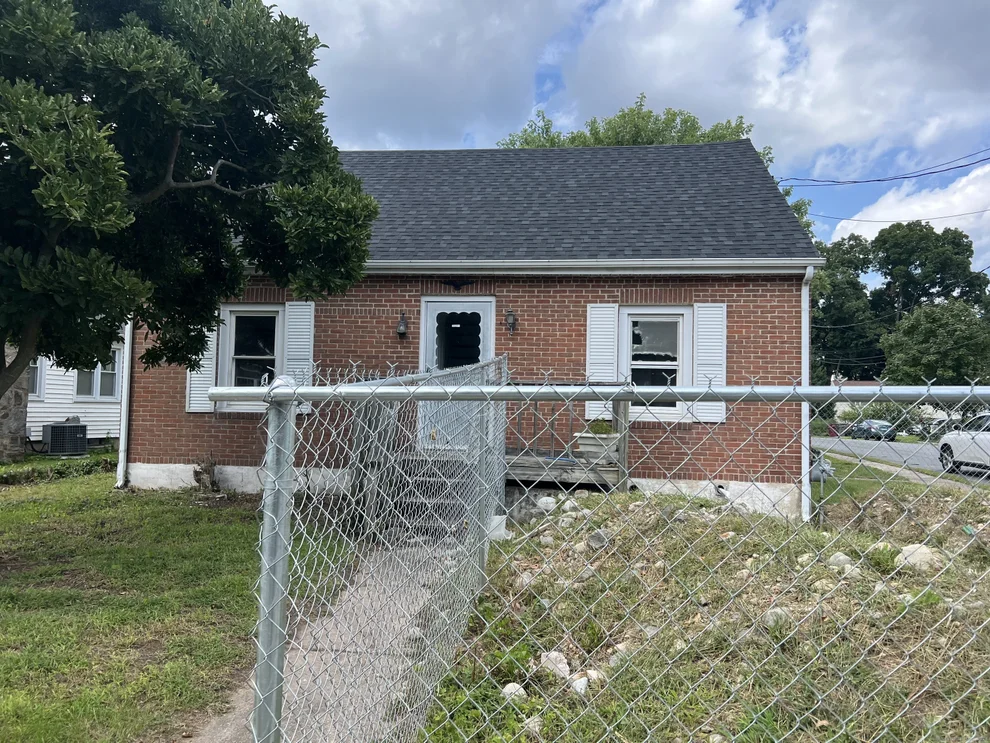 Unit for sale at 35 Fairchild Street, Naugatuck, CT 06770