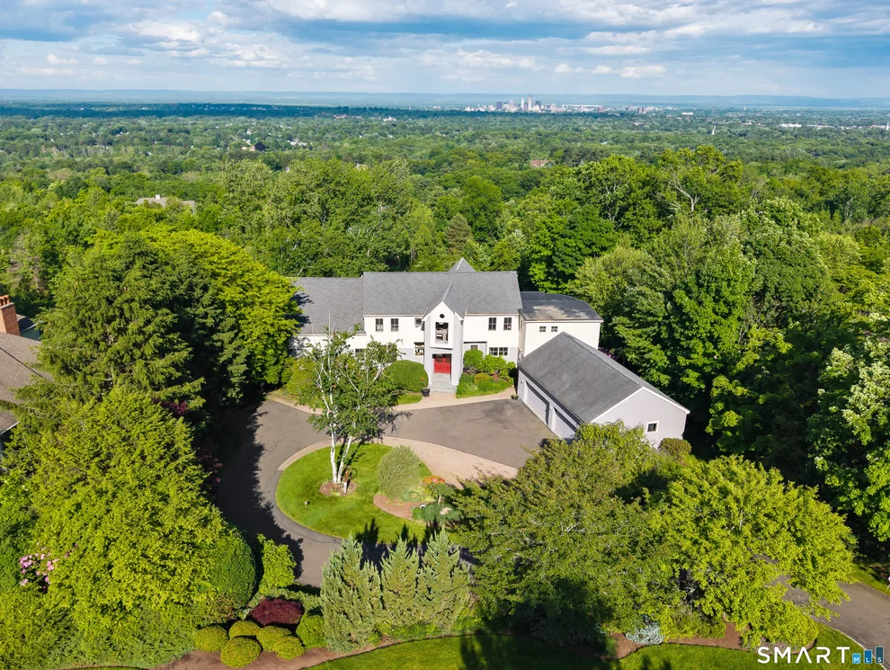 Unit for sale at 46 Balfour Drive, West Hartford, CT 06117