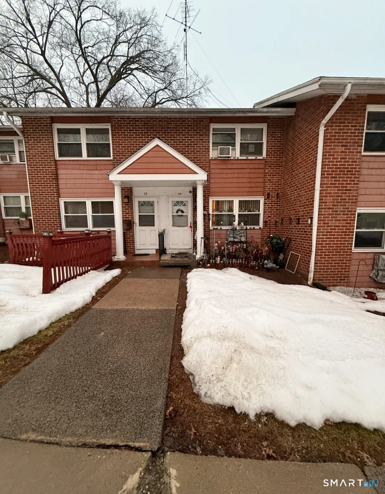 Unit for sale at 280 Capen Street, Hartford, CT 06112