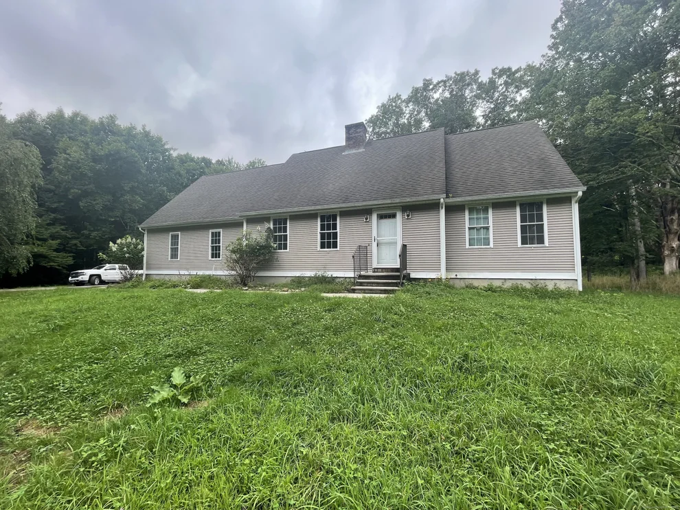 Unit for sale at 299 Barlow Cemetery Road, Woodstock, CT 06281