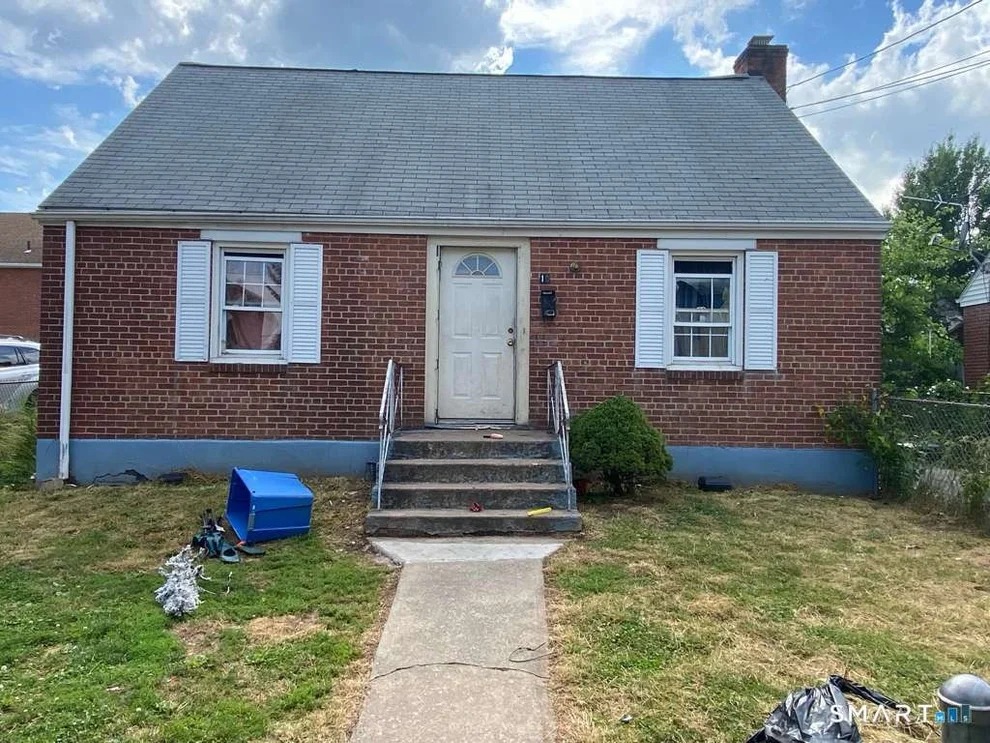 Unit for sale at 19 Baldwin Street, Hartford, CT 06114