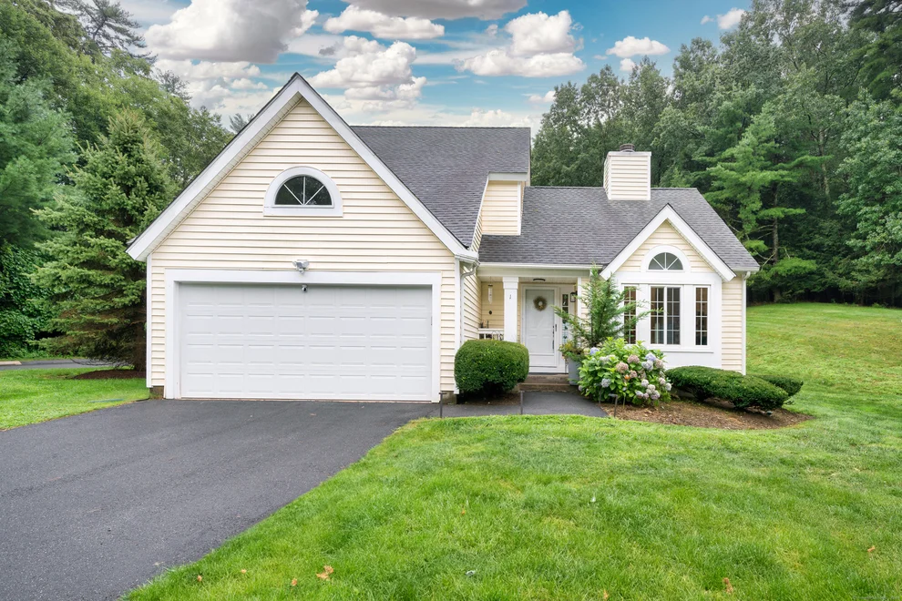 Unit for sale at 1 Winding Brook Way, Simsbury, CT 06070