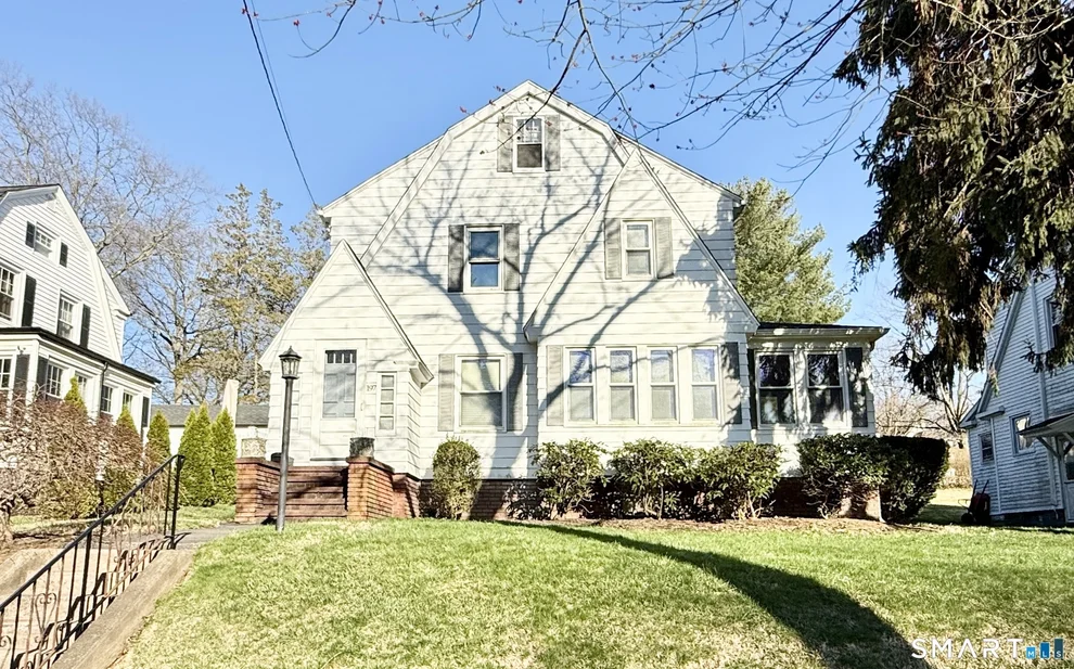 Unit for sale at 197 Kneeland Road, New Haven, CT 06512