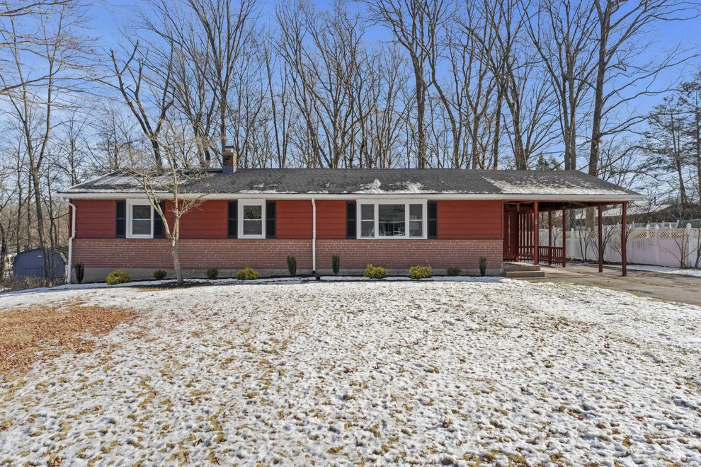 Unit for sale at 10 Ridgetop Road, Wallingford, CT 06492