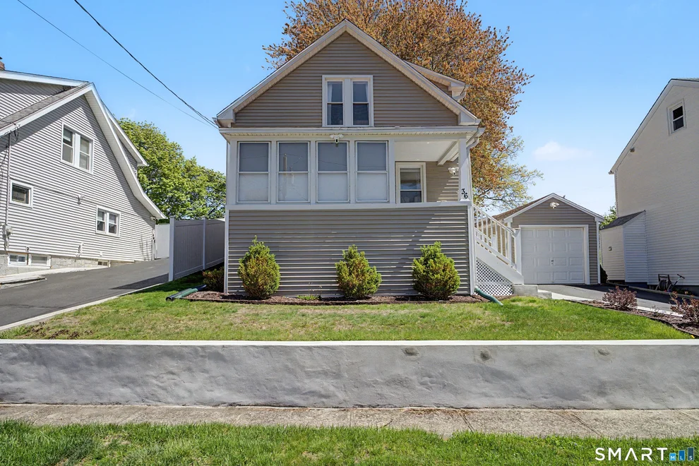 Unit for sale at 36 Cottage Place, Stratford, CT 06614