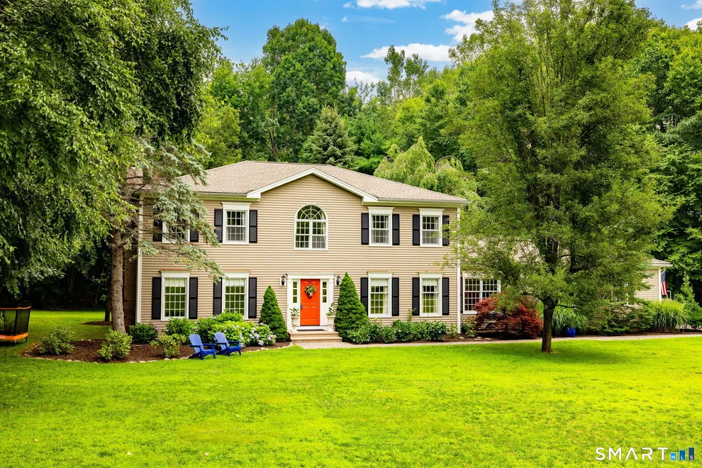 Unit for sale at 62 Black Walnut Lane, Burlington, CT 06013