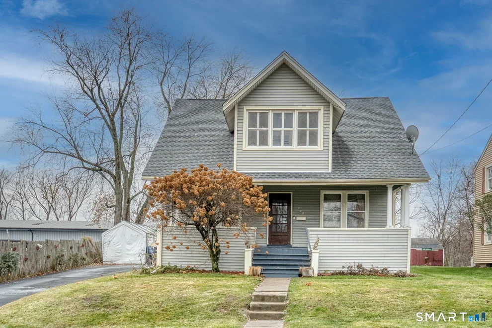 Unit for sale at 125 Newfield Avenue, Hartford, CT 06106