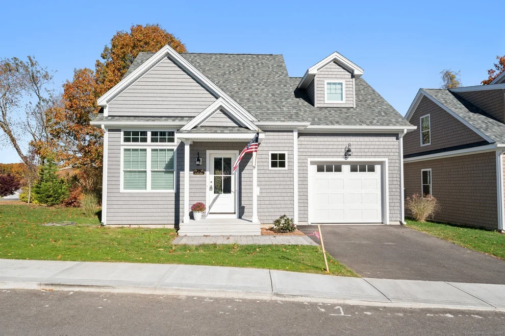 Unit for sale at 6 Ivy Hill Road, Waterford, CT 06385