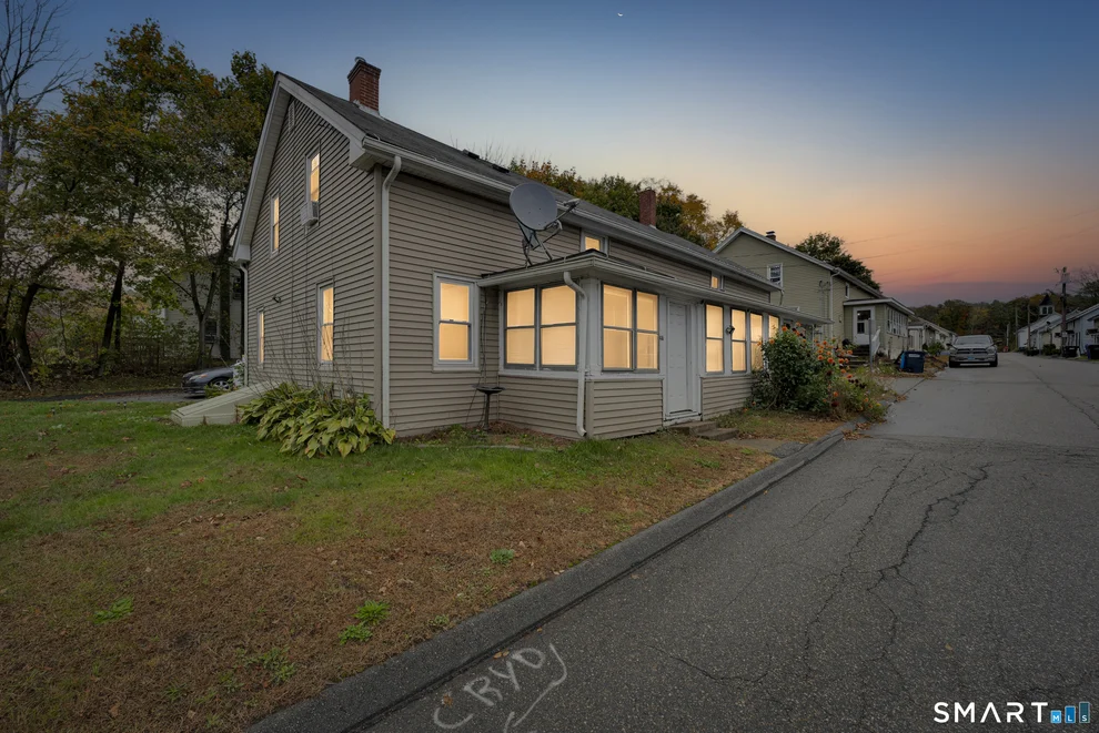 Unit for sale at 4 Church Street, Killingly, CT 06239