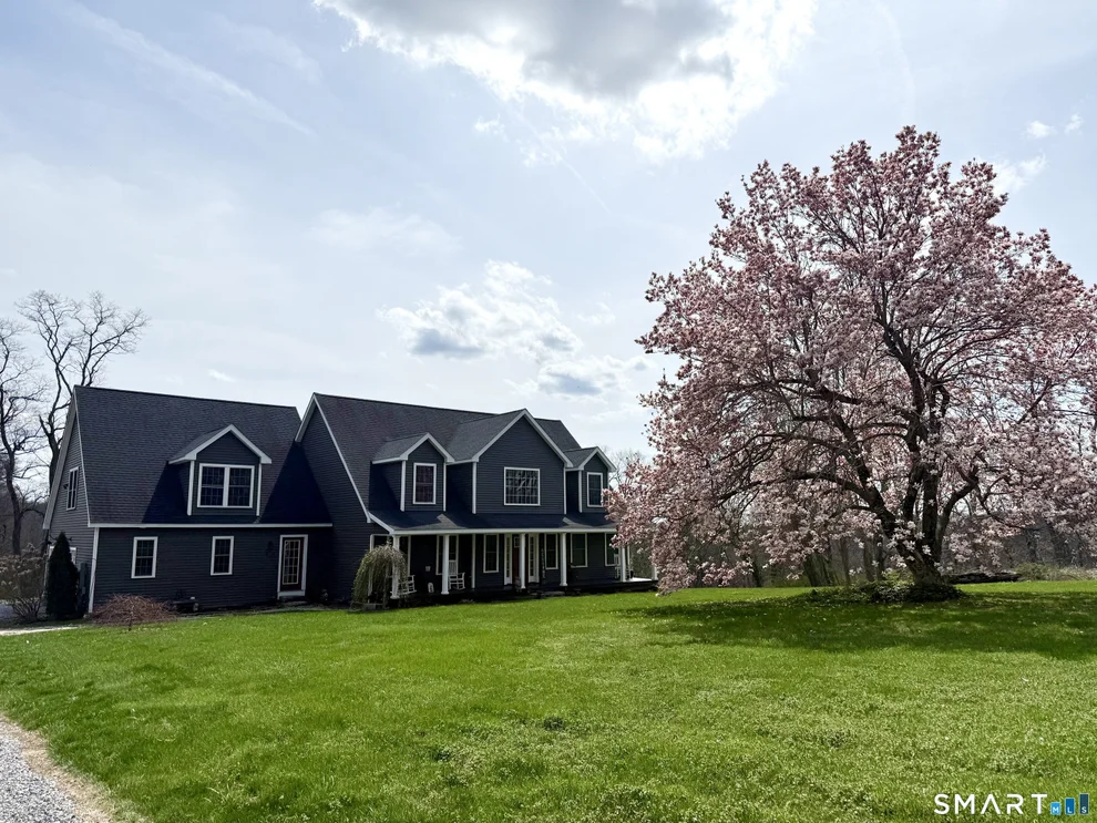 Unit for sale at 195 Hinman Road, Watertown, CT 06795
