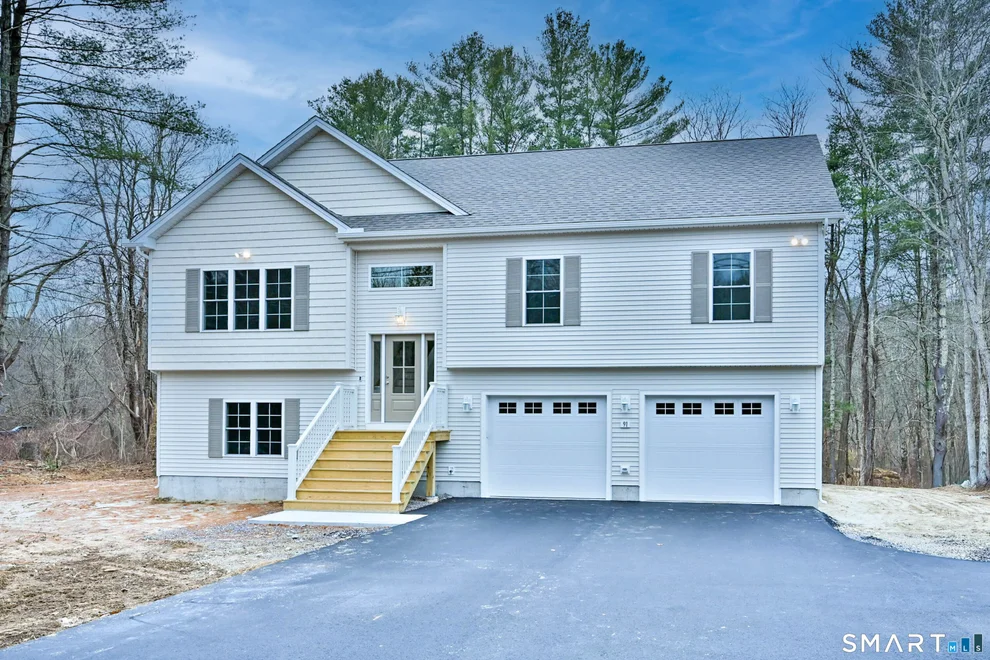 Unit for sale at 187 Thompson Road, Thompson, CT 06277