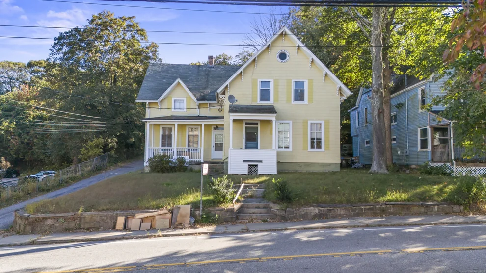 Unit for sale at 116 Laurel Hill Avenue, Norwich, CT 06360