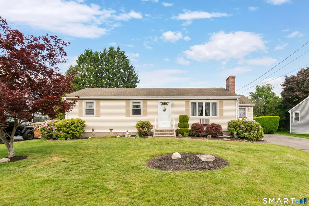 Unit for sale at 43 Danbury Lane, Bristol, CT 06010