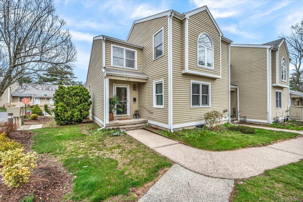 Unit for sale at 421 Lakeview Drive, Southington, CT 06489