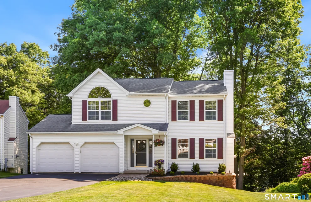 Unit for sale at 163 Dora Drive, Middletown, CT 06457