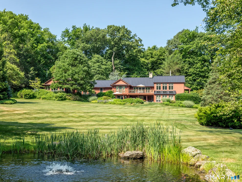 Unit for sale at 35 Schoolhouse Road, Roxbury, CT 06783
