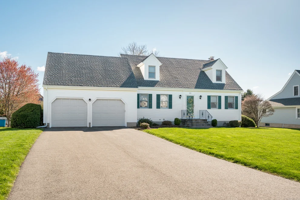 Unit for sale at 226 Windmill Hill, Wethersfield, CT 06109