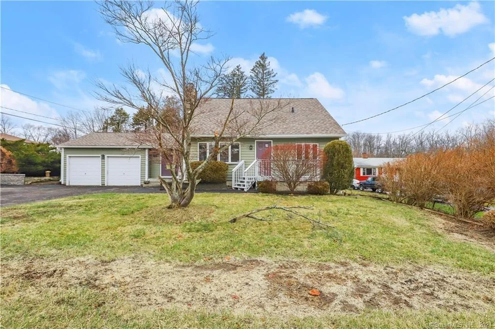Unit for sale at 138 Gillotti Road, New Fairfield, CT 06812