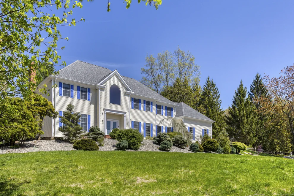 Unit for sale at 21 Centennial Drive, Danbury, CT 06811