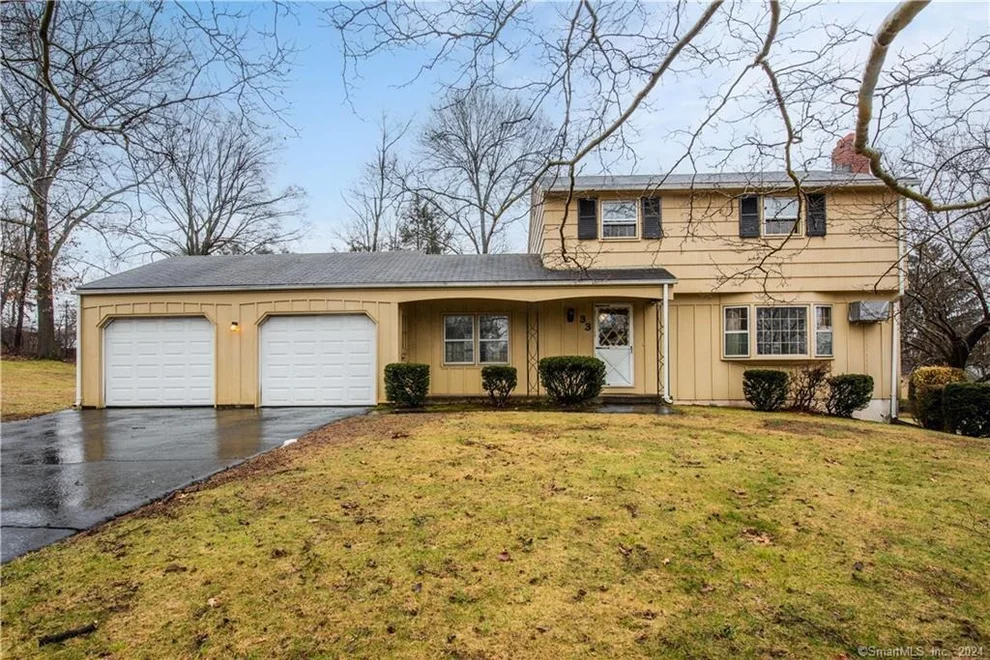 Unit for sale at 33 Clover Lane, East Hartford, CT 06118