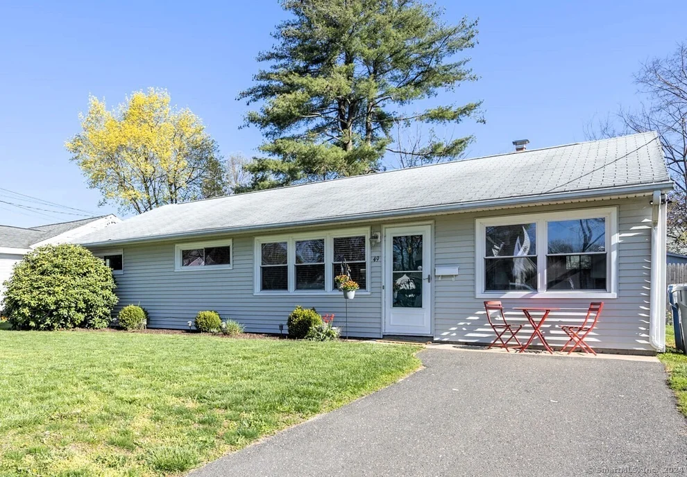 Unit for sale at 49 Birch Tree Road, Plainville, CT 06062