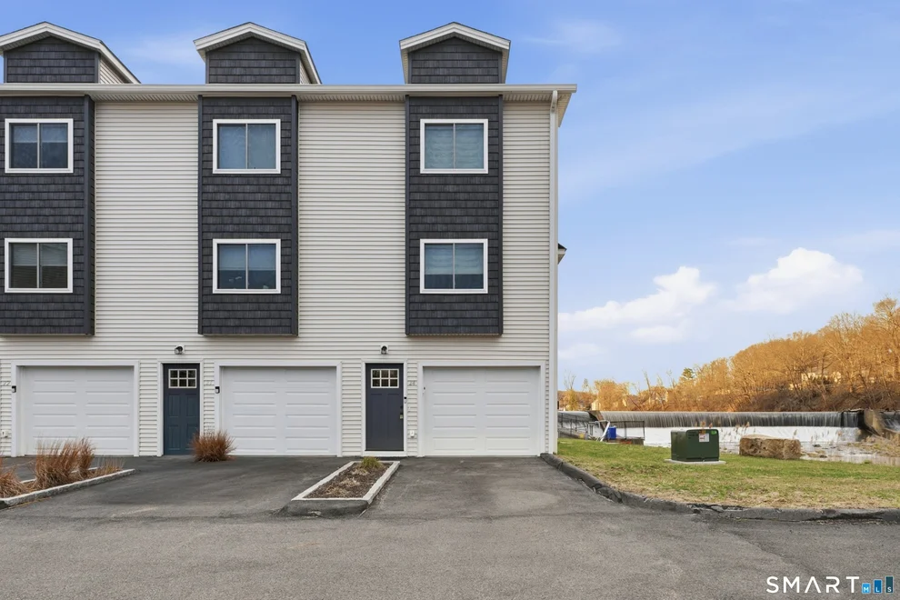 Unit for sale at 33 Main Street, Meriden, CT 06451