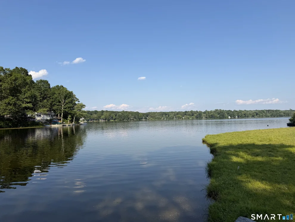 Unit for sale at Lakeview Heights, Lebanon, CT 06249