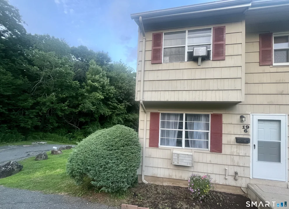 Unit for sale at 19 Coach Circle, Naugatuck, CT 06770