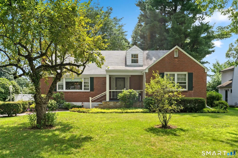 Unit for sale at 59 Rockledge Drive, West Hartford, CT 06107