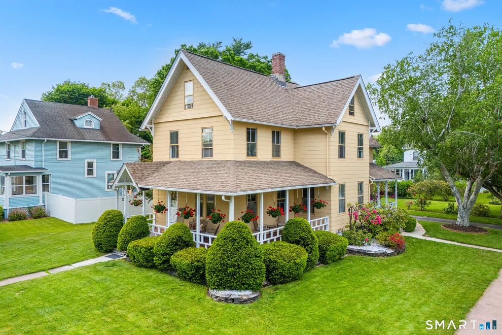 Unit for sale at 120 Bloomfield Avenue, Windsor, CT 06095