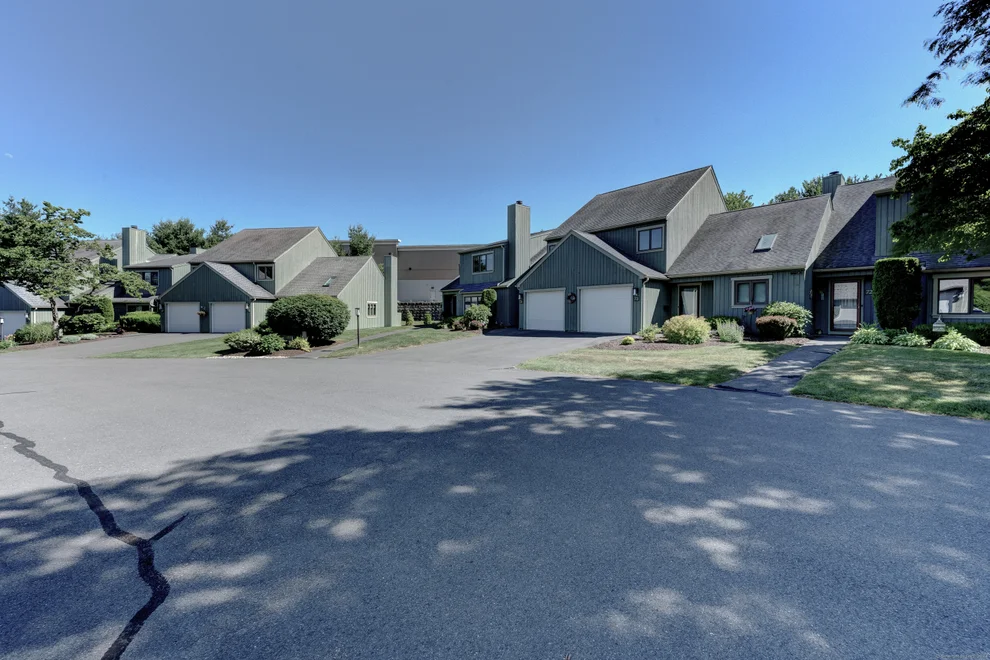 Unit for sale at 1469 Farmington Avenue, Bristol, CT 06010