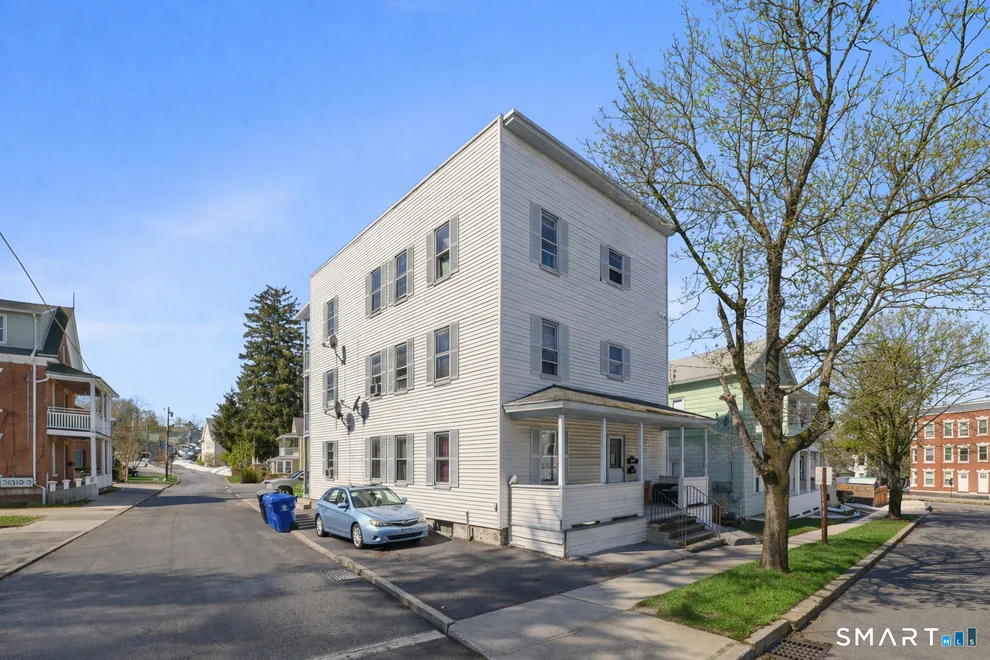 Unit for sale at 259 Pearl Street, Middletown, CT 06457