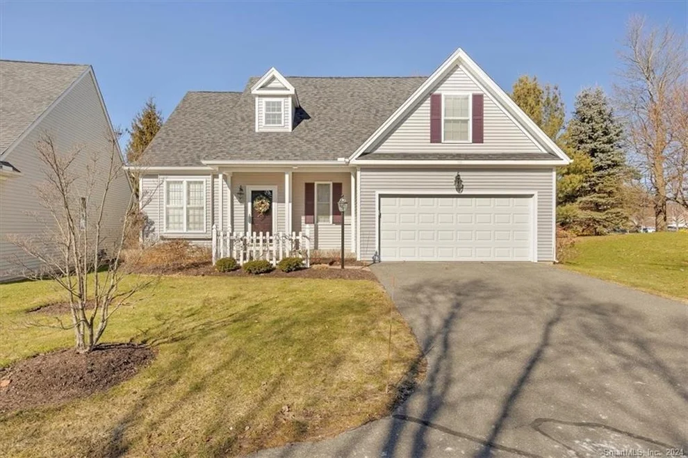 Unit for sale at 11 Phillips Farm Road, East Hartford, CT 06118