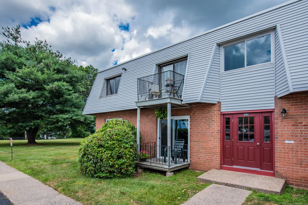 Unit for sale at 246 Richard Street, Newington, CT 06111