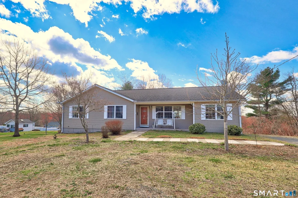 Unit for sale at 72 Dorothy Lane, Plymouth, CT 06786